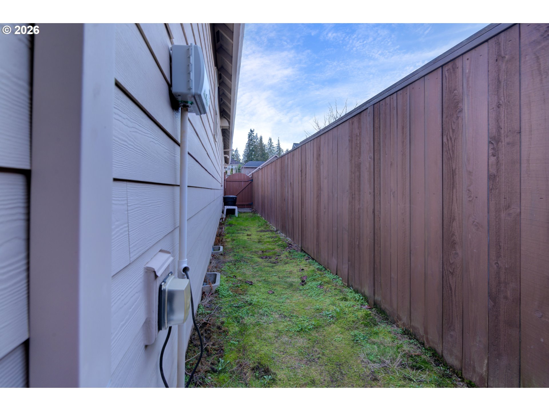 3110 Northeast 174th Street Ridgefield, WA 98642 - Photo 35 of 36 a view of a backyard with pathway