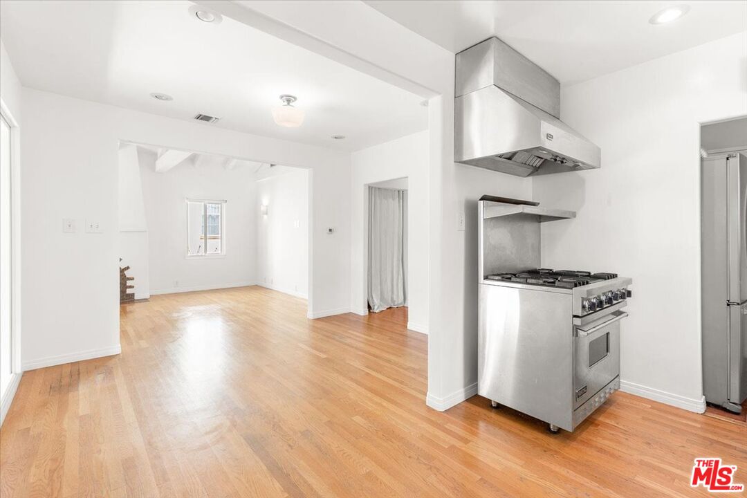 3707 Edenhurst Avenue Los Angeles, CA 90039 - Photo 12 of 28