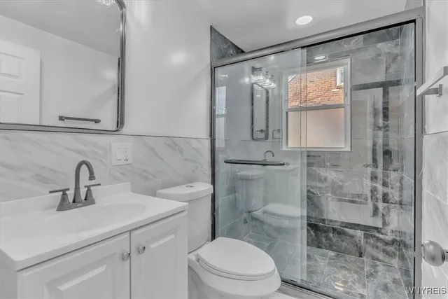 $244,900 | 428 Beach Road, Cheektowaga, NY 14225