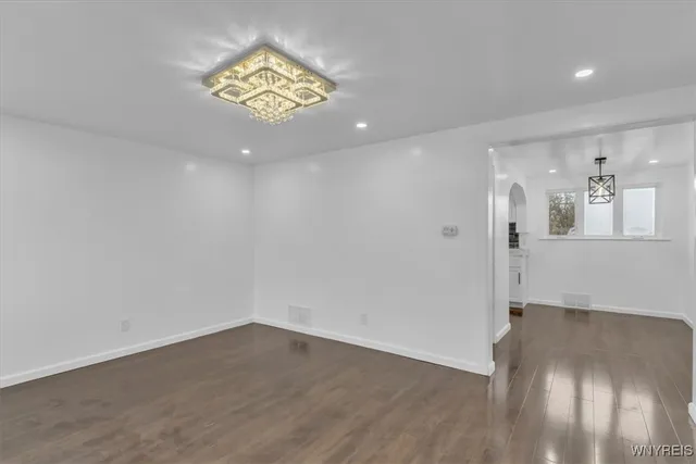 $244,900 | 428 Beach Road, Cheektowaga, NY 14225