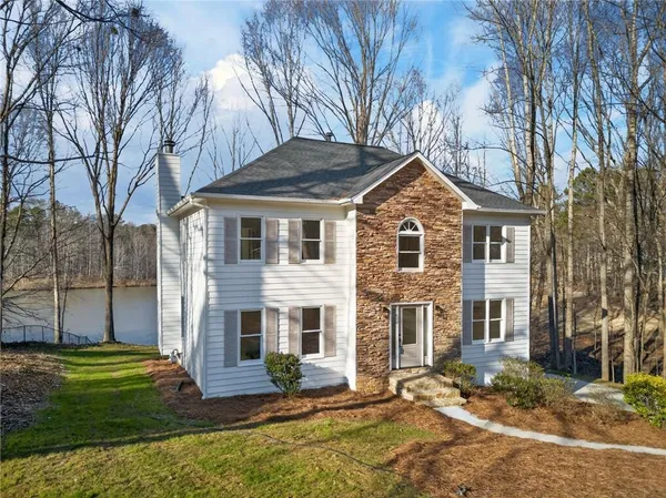 $435,000 | 511 Lakeside Drive, Hiram, GA 30141