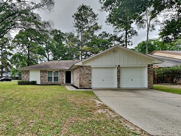 $1,950 | 15 South Drifting Leaf Court, Spring, TX 77380