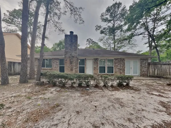$1,950 | 15 South Drifting Leaf Court, Spring, TX 77380