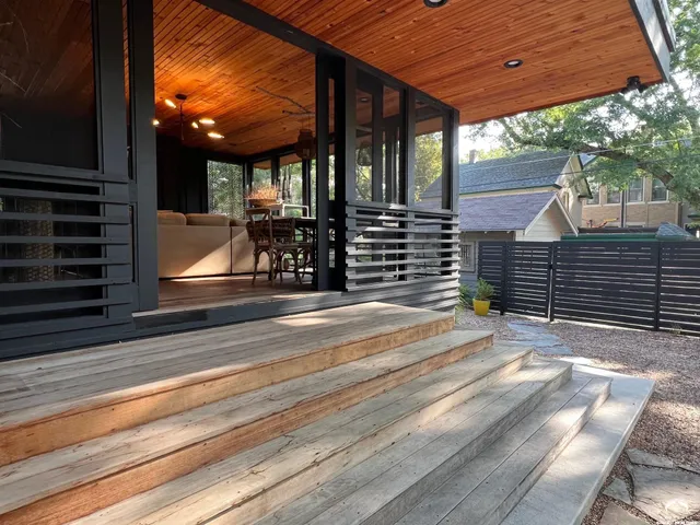 $839,000 | 728 Indiana Street, Lawrence, KS 66044