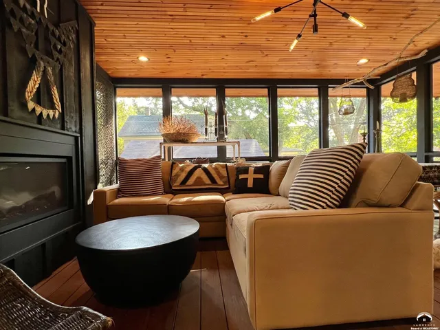 $839,000 | 728 Indiana Street, Lawrence, KS 66044