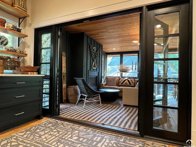 $839,000 | 728 Indiana Street, Lawrence, KS 66044