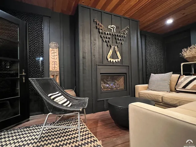 $839,000 | 728 Indiana Street, Lawrence, KS 66044