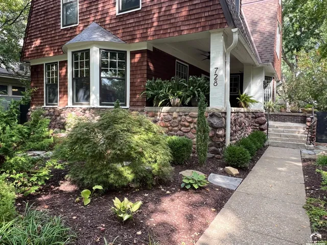 $839,000 | 728 Indiana Street, Lawrence, KS 66044