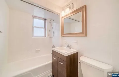 $1,260,000 | 518 79th Street, North Bergen, NJ 07047