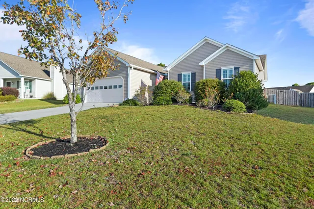 $2,200 | 337 Rose Bud Lane, Holly Ridge, NC 28445