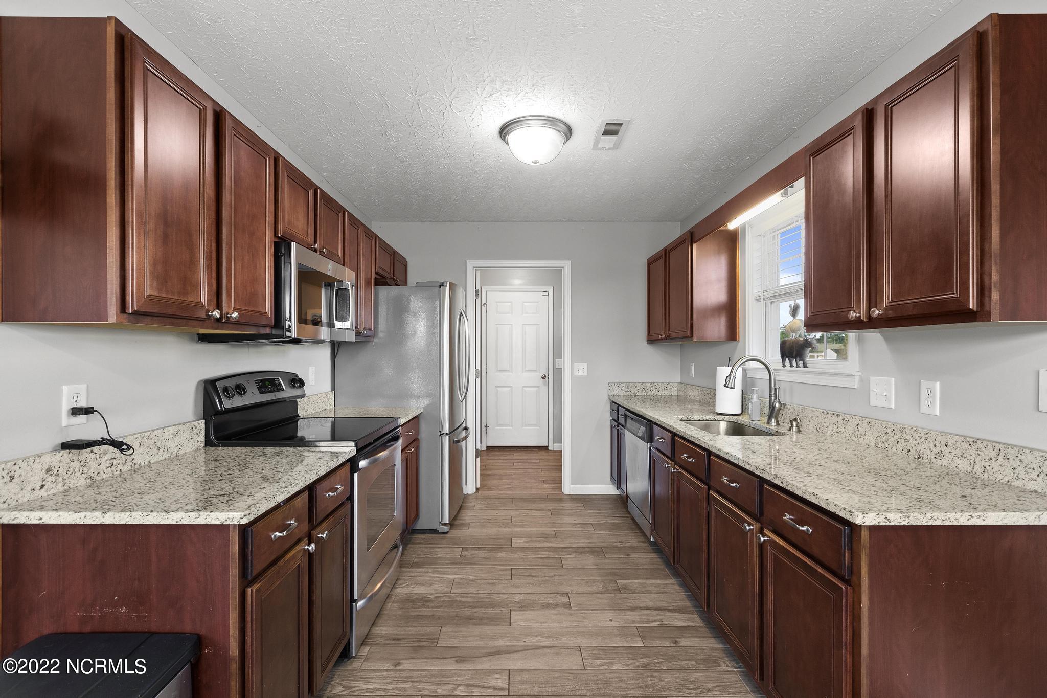 337 Rose Bud Lane Holly Ridge, NC 28445 - Photo 13 of 26 IMG_7895