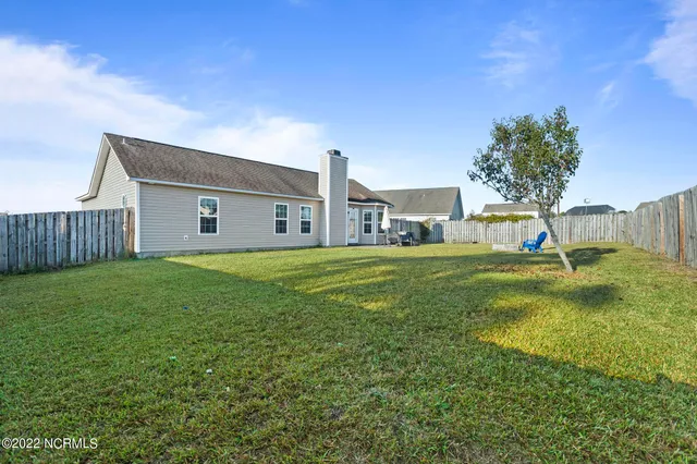 $2,200 | 337 Rose Bud Lane, Holly Ridge, NC 28445