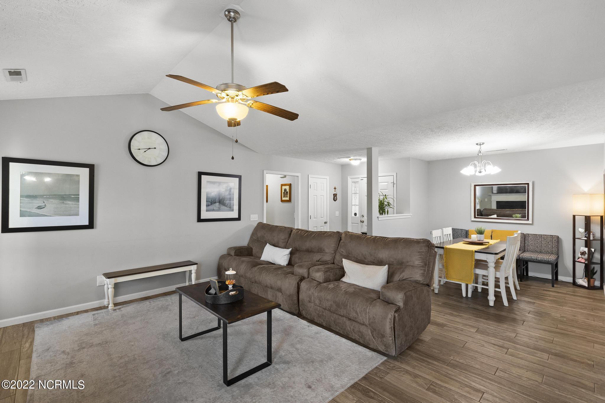 337 Rose Bud Lane Holly Ridge, NC 28445 - Photo 6 of 26 IMG_7876