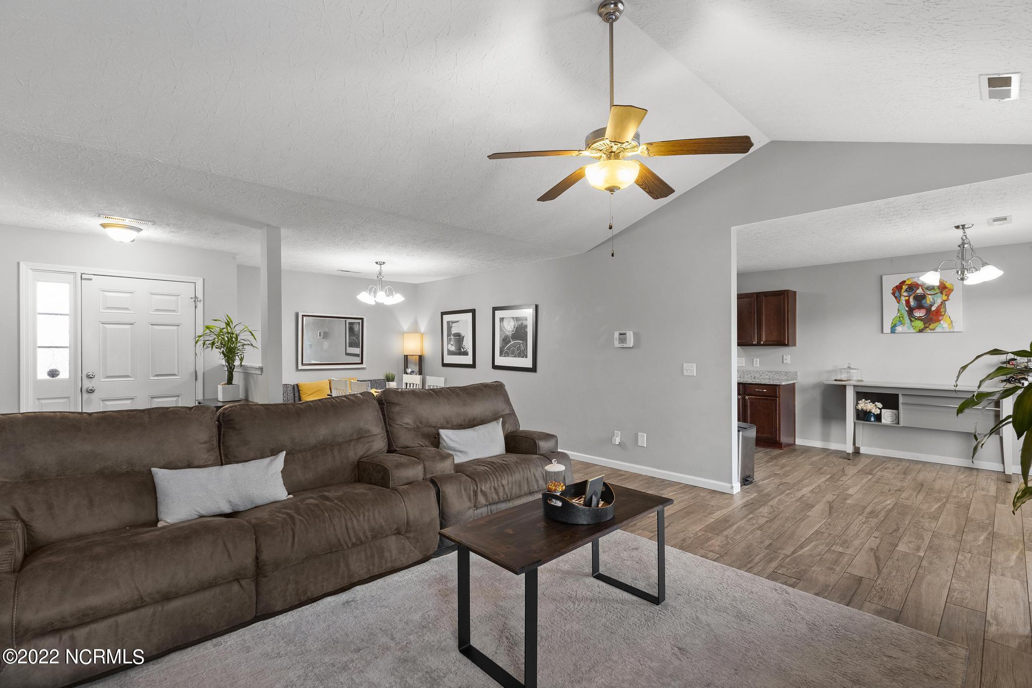 337 Rose Bud Lane Holly Ridge, NC 28445 - Photo 7 of 26 IMG_7901