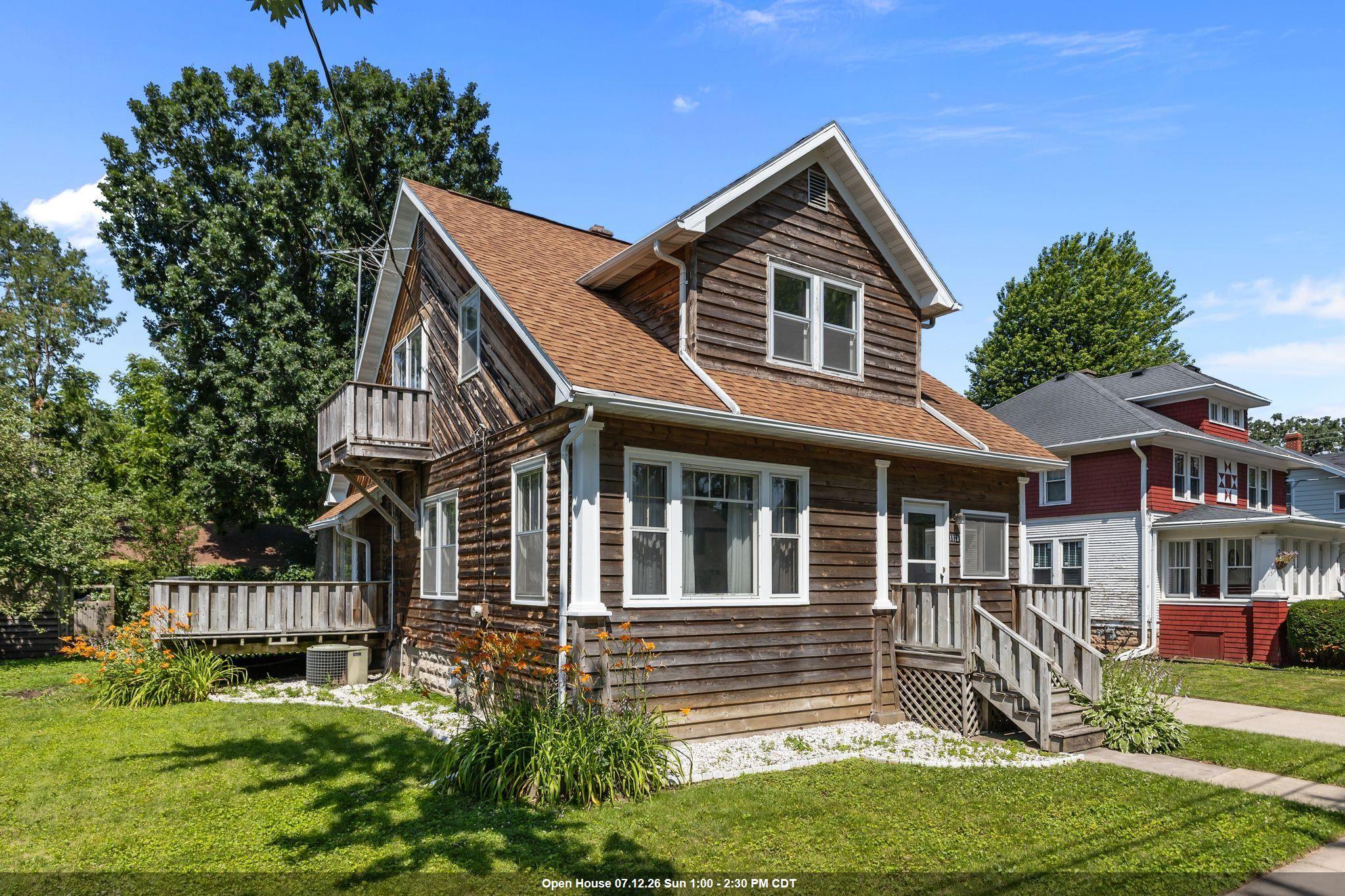 1113 North State Street Appleton, WI 54911 - Photo 1 of 47