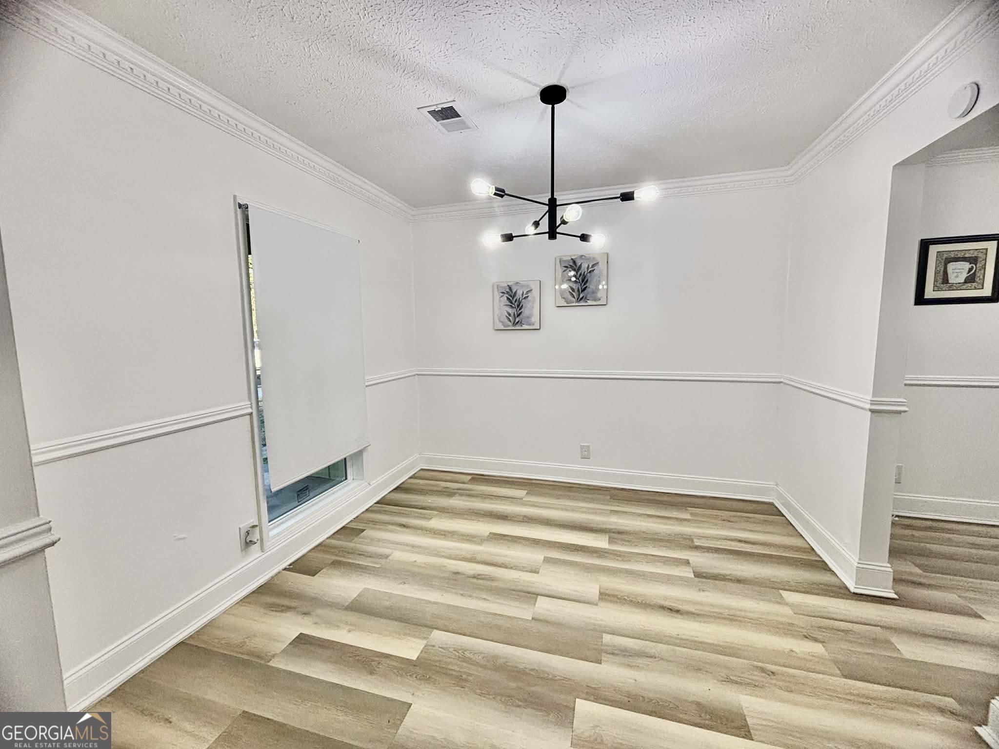 2800 South Estates Road Macon, GA 31216 - Photo 15 of 27 a view of an empty room