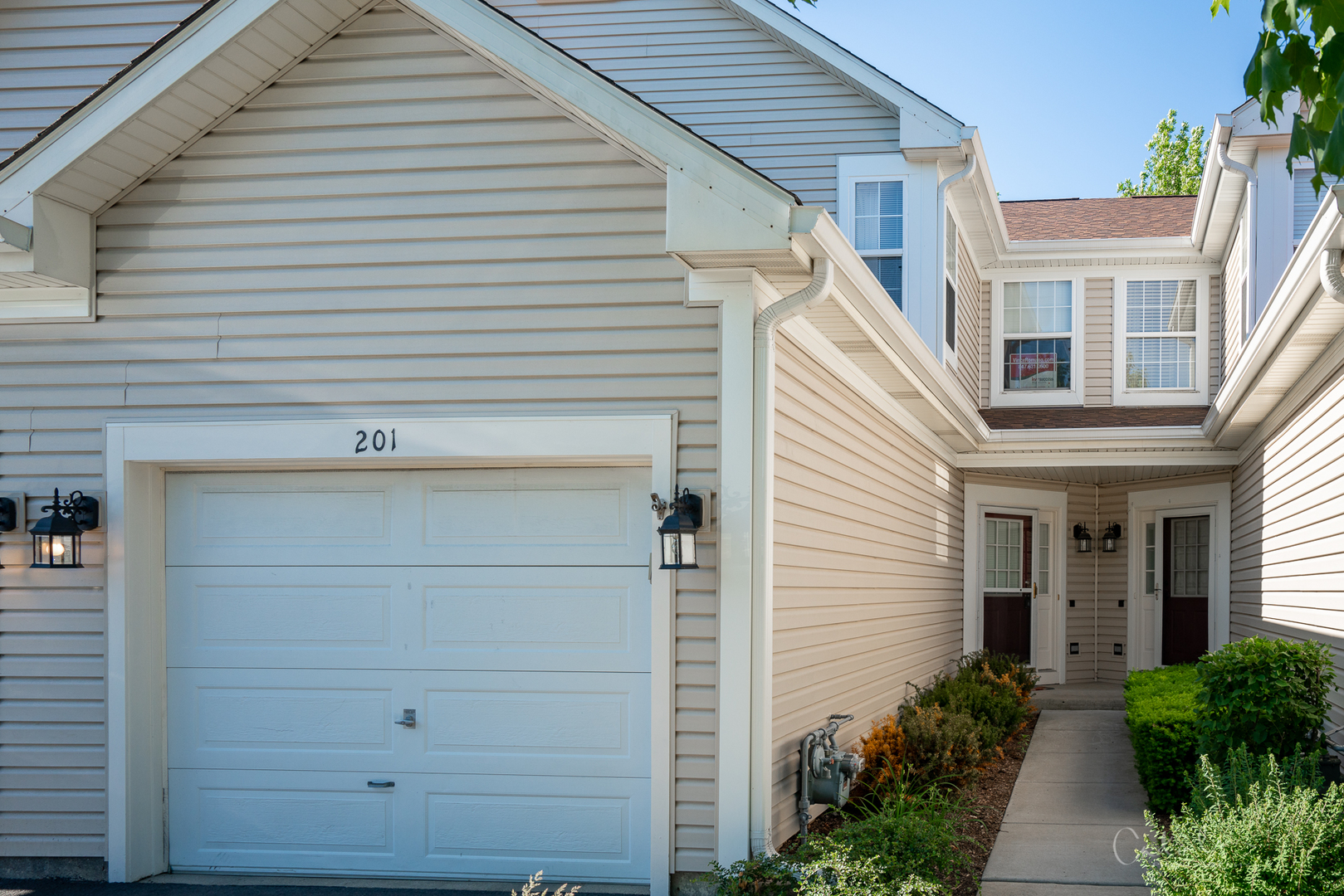 201 Northlight Passe, Unit 201 Lake In The Hills, IL 60156 - Photo 1 of 25