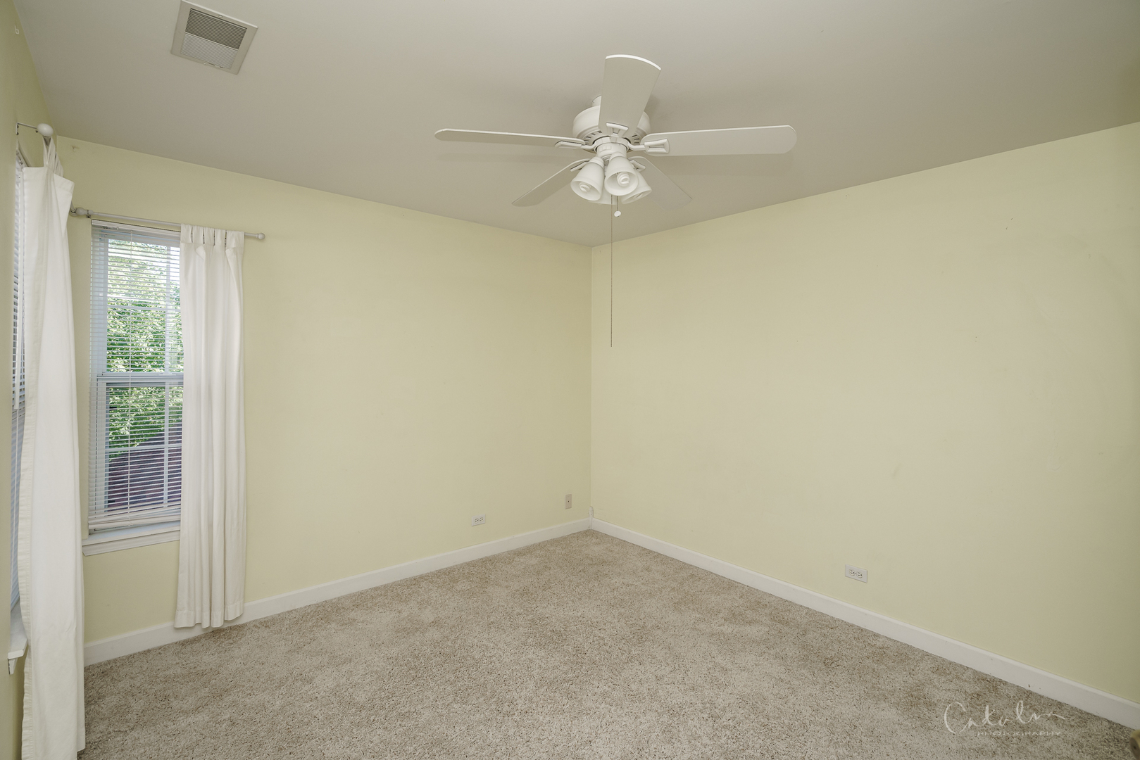 201 Northlight Passe, Unit 201 Lake In The Hills, IL 60156 - Photo 15 of 25