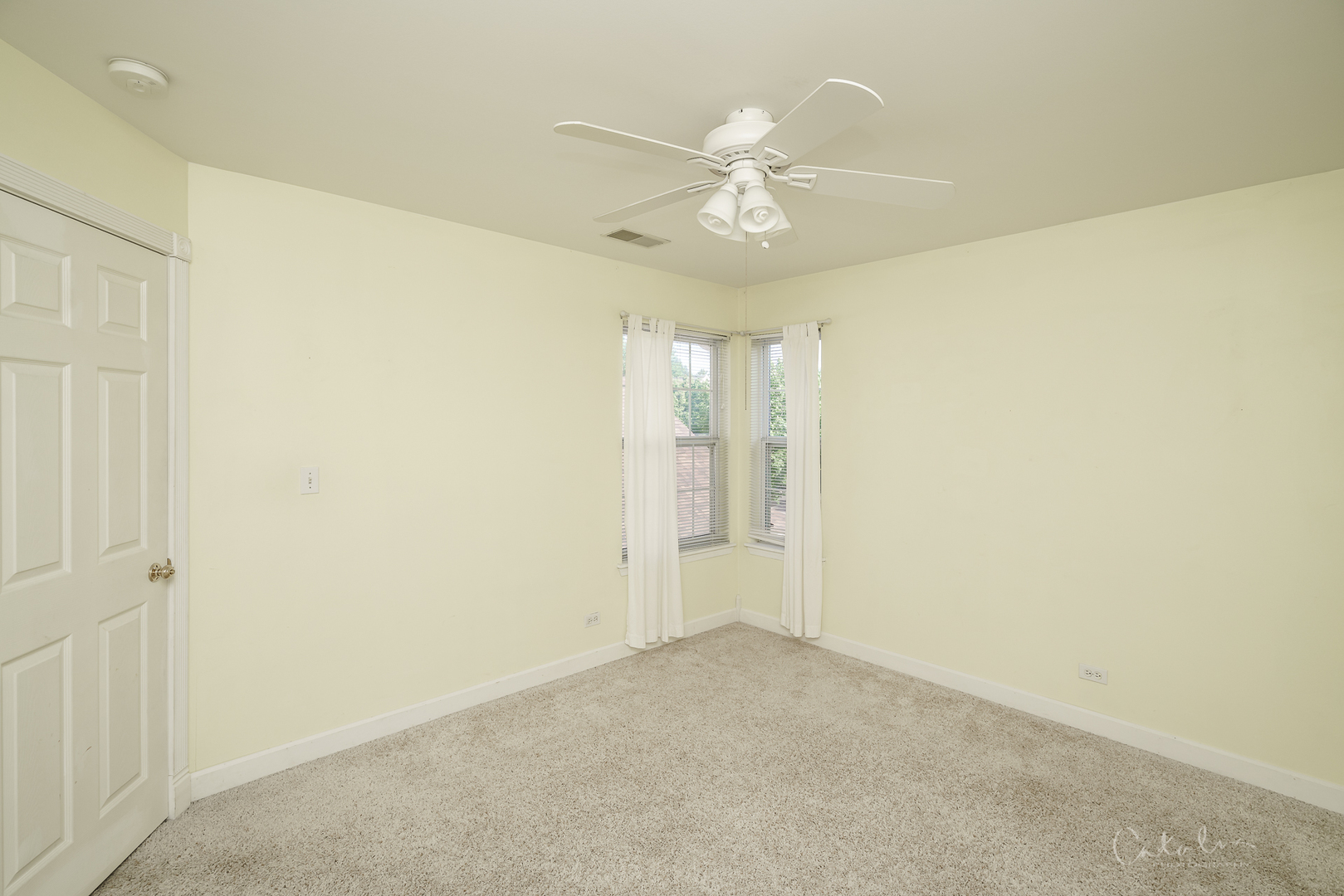 201 Northlight Passe, Unit 201 Lake In The Hills, IL 60156 - Photo 16 of 25