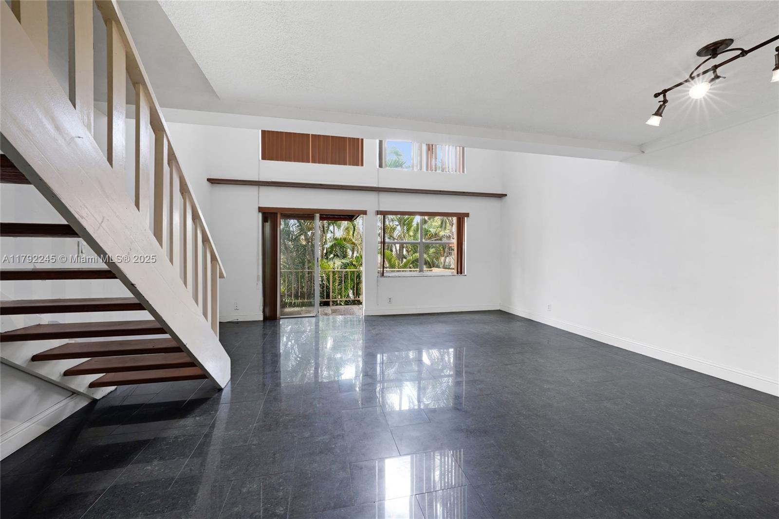 17911 Northwest 68th Avenue, Unit P208 Hialeah, FL 33015 - Photo 11 of 37