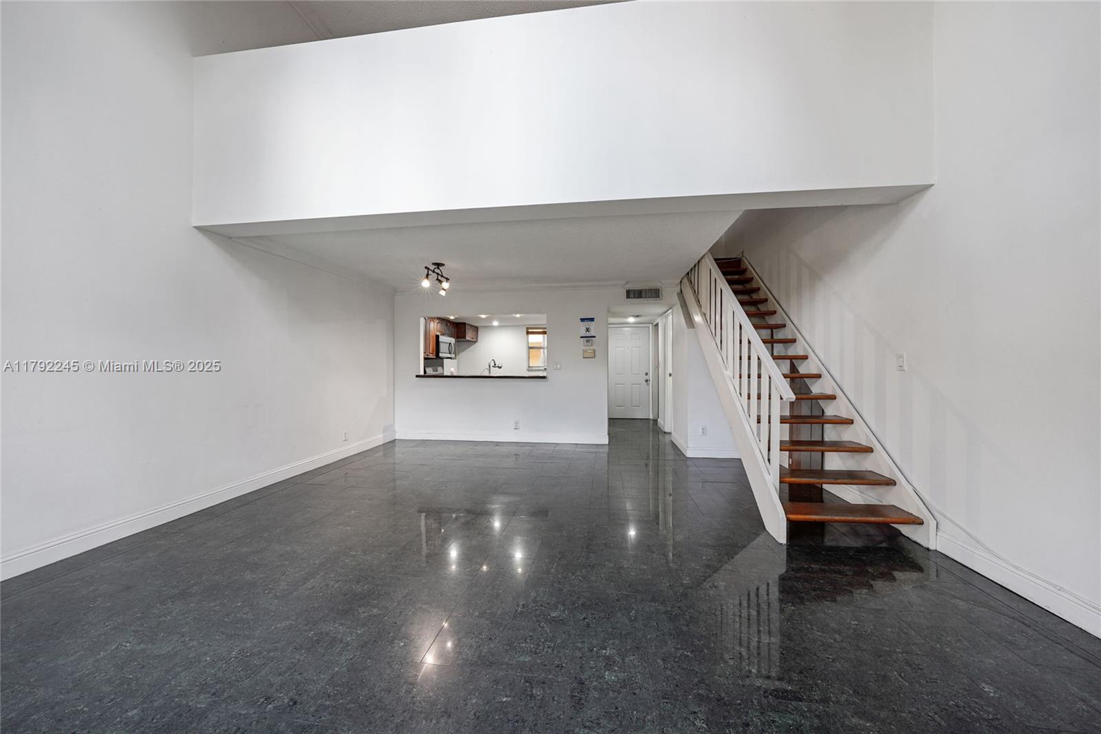 17911 Northwest 68th Avenue, Unit P208 Hialeah, FL 33015 - Photo 13 of 37