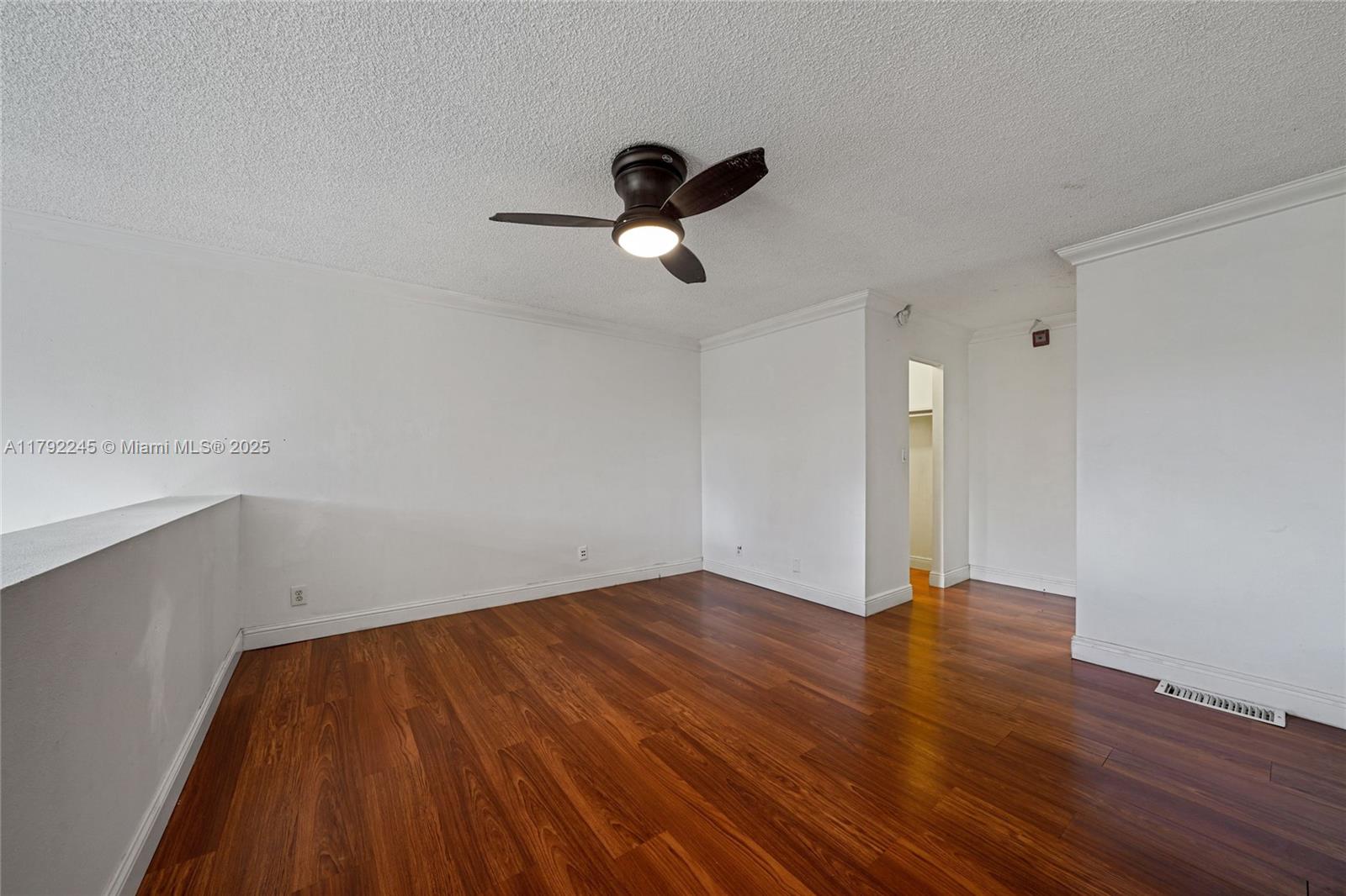 17911 Northwest 68th Avenue, Unit P208 Hialeah, FL 33015 - Photo 20 of 37
