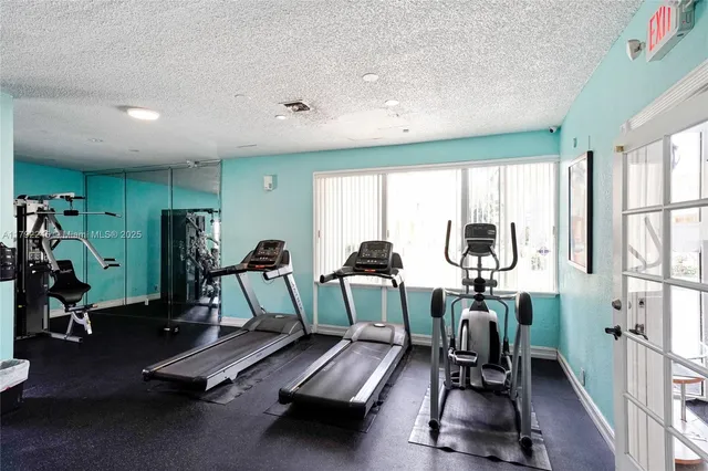 $155,000 | 17911 Northwest 68th Avenue, Unit P208, Hialeah, FL 33015