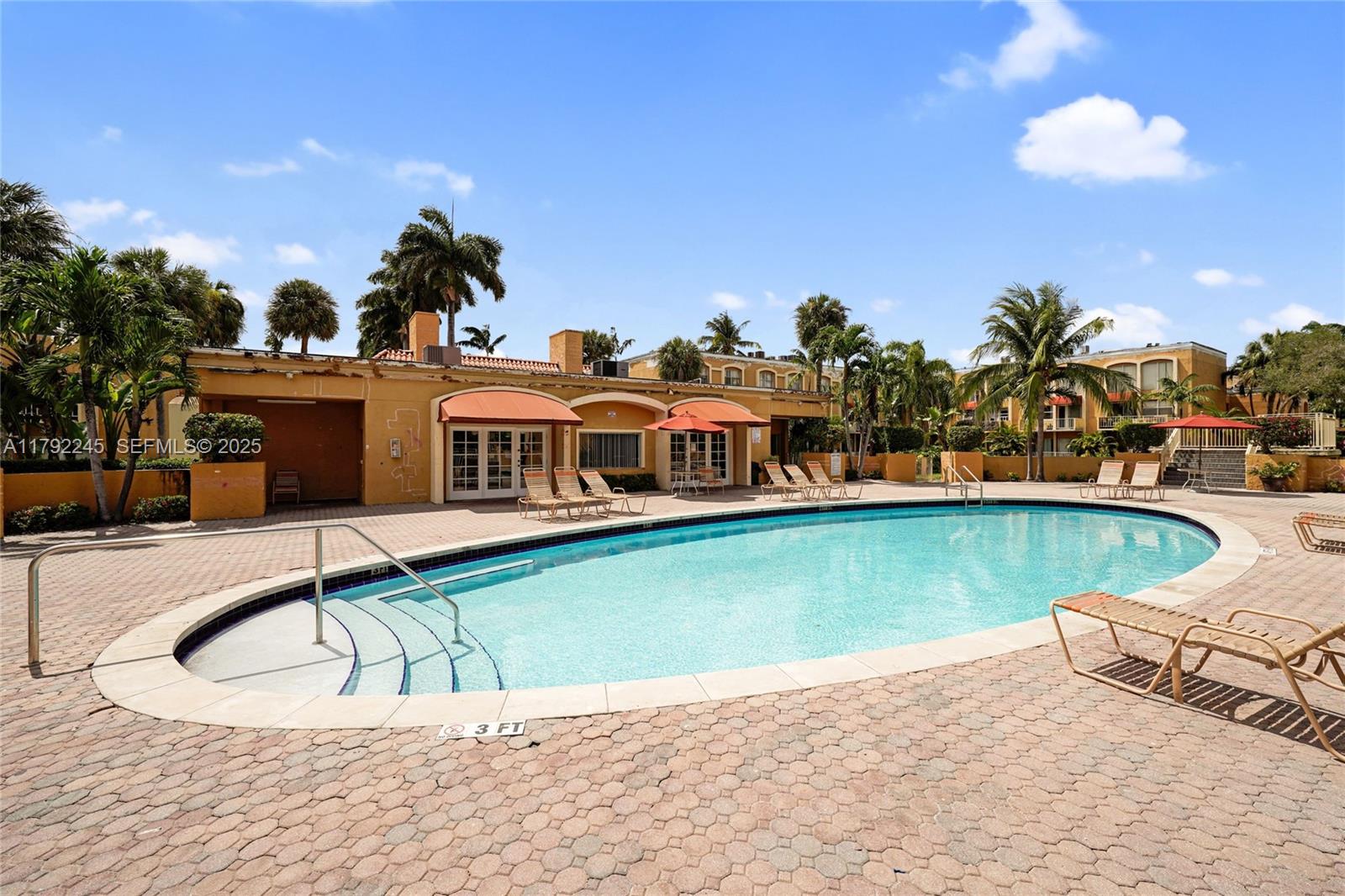 17911 Northwest 68th Avenue, Unit P208 Hialeah, FL 33015 - Photo 33 of 37