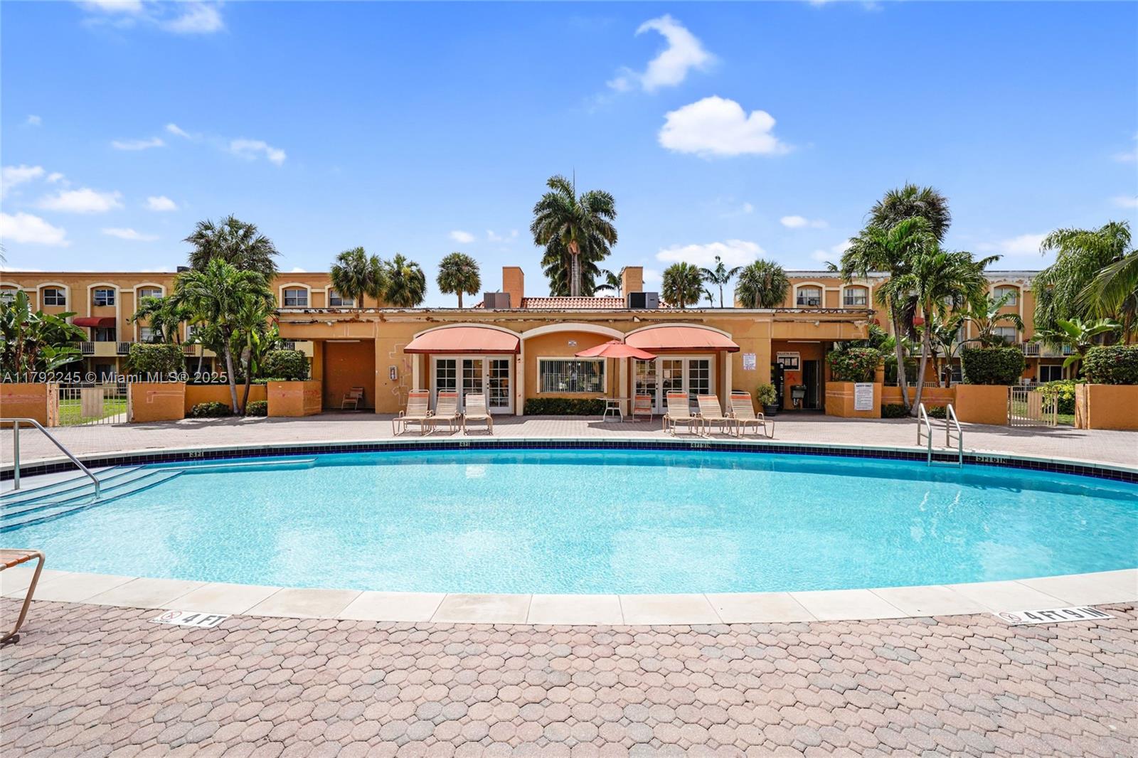 17911 Northwest 68th Avenue, Unit P208 Hialeah, FL 33015 - Photo 34 of 37