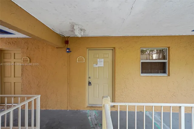 $155,000 | 17911 Northwest 68th Avenue, Unit P208, Hialeah, FL 33015