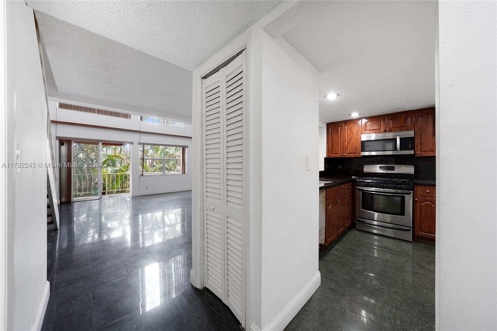 17911 Northwest 68th Avenue, Unit P208 Hialeah, FL 33015 - Photo 6 of 37