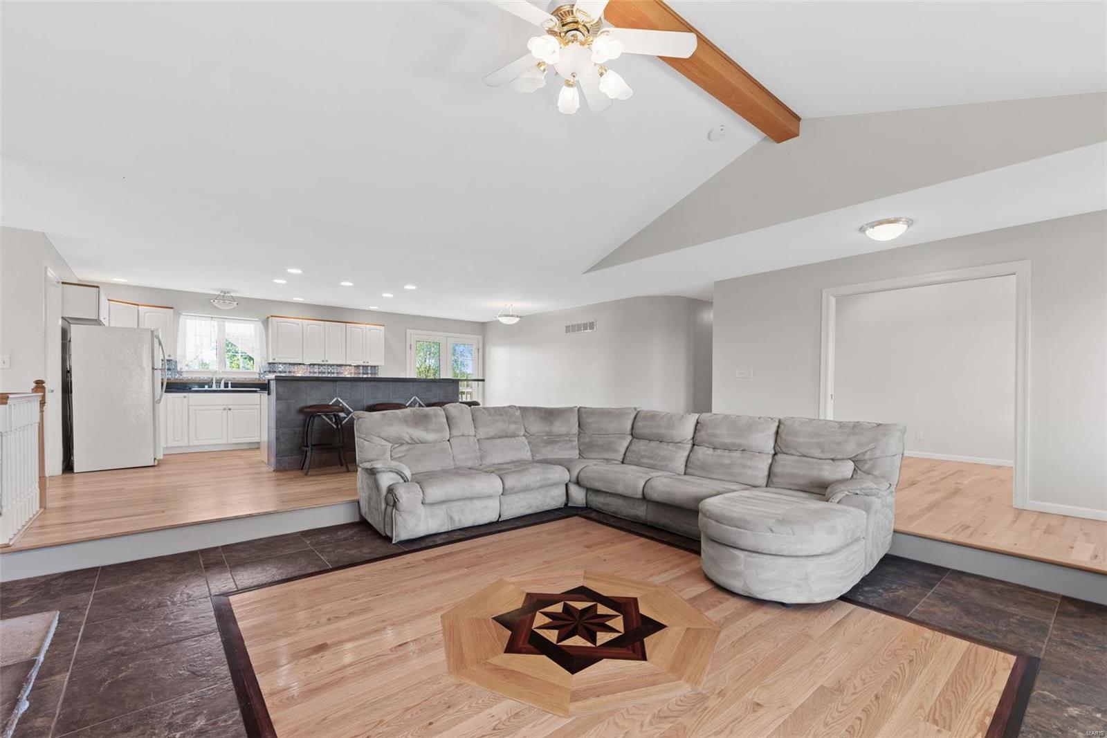7 Setters Point Road O'Fallon, MO 63366 - Photo 16 of 61 Gallery Image 16