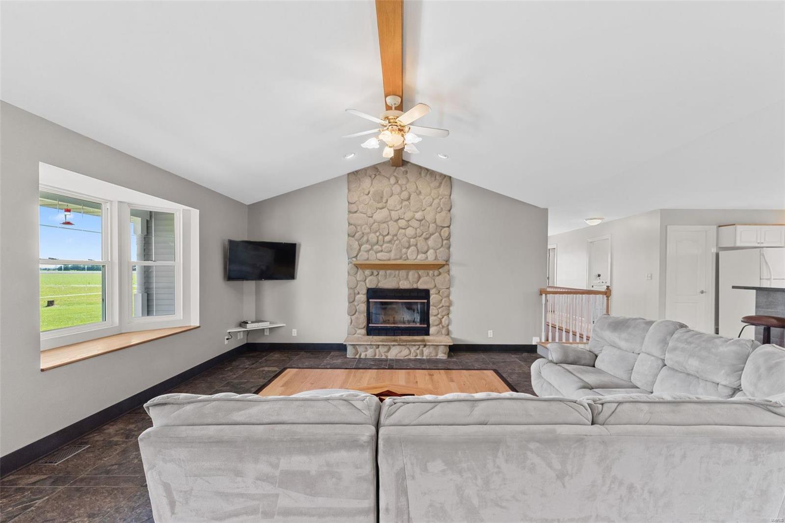 7 Setters Point Road O'Fallon, MO 63366 - Photo 18 of 61 Gallery Image 18