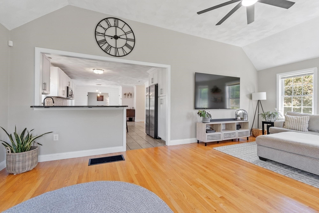 98 North End Road Townsend, MA 01469 - Photo 16 of 42