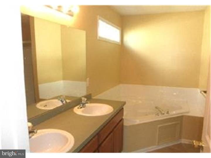 380-i R I R Bryant Way Lawnside, NJ 08045 - Photo 14 of 22 Gallery Image 14