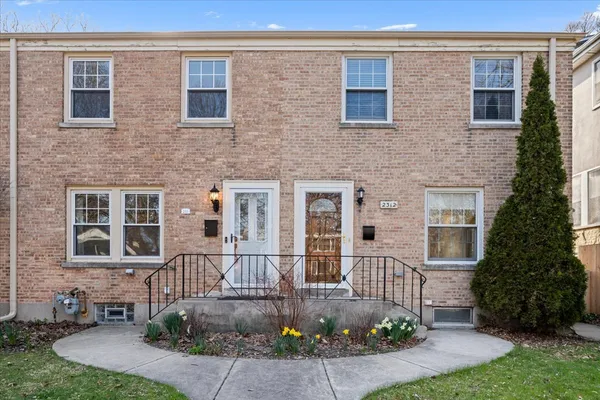 $549,000 | 2310 Brown Avenue, Evanston, IL 60201