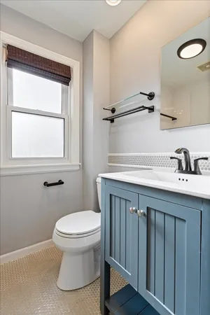 $549,000 | 2310 Brown Avenue, Evanston, IL 60201