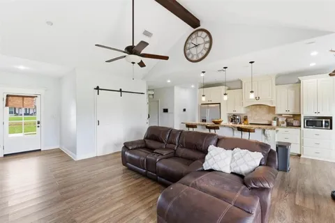 $279,500 | 17536 Jaycee Drive, Iowa, LA 70647