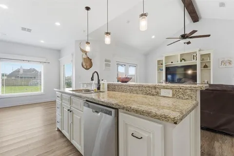 $279,500 | 17536 Jaycee Drive, Iowa, LA 70647