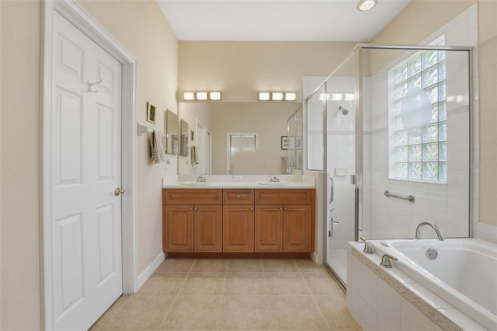 142 Rimini Way North Venice, FL 34275 - Photo 31 of 44