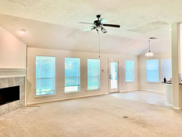 $2,475 | 7827 Iris Glen Lane, Richmond, TX 77407