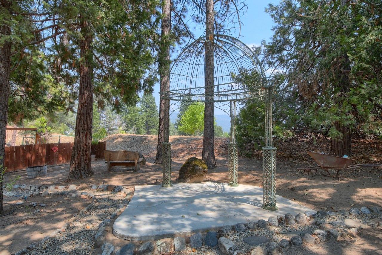 39727 Pine Ridge Road Oakhurst, CA 93644 - Photo 36 of 42 Gallery Image 36