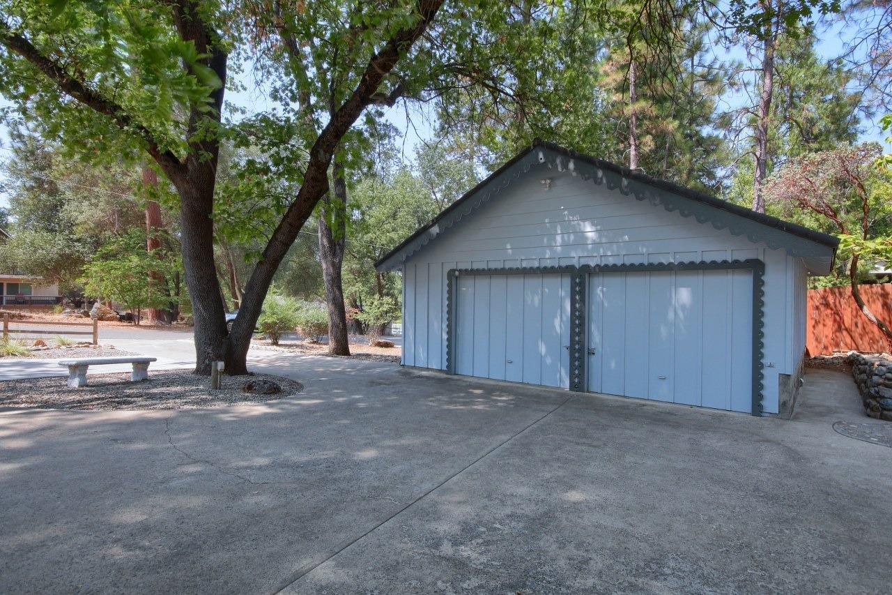 39727 Pine Ridge Road Oakhurst, CA 93644 - Photo 40 of 42 Gallery Image 40
