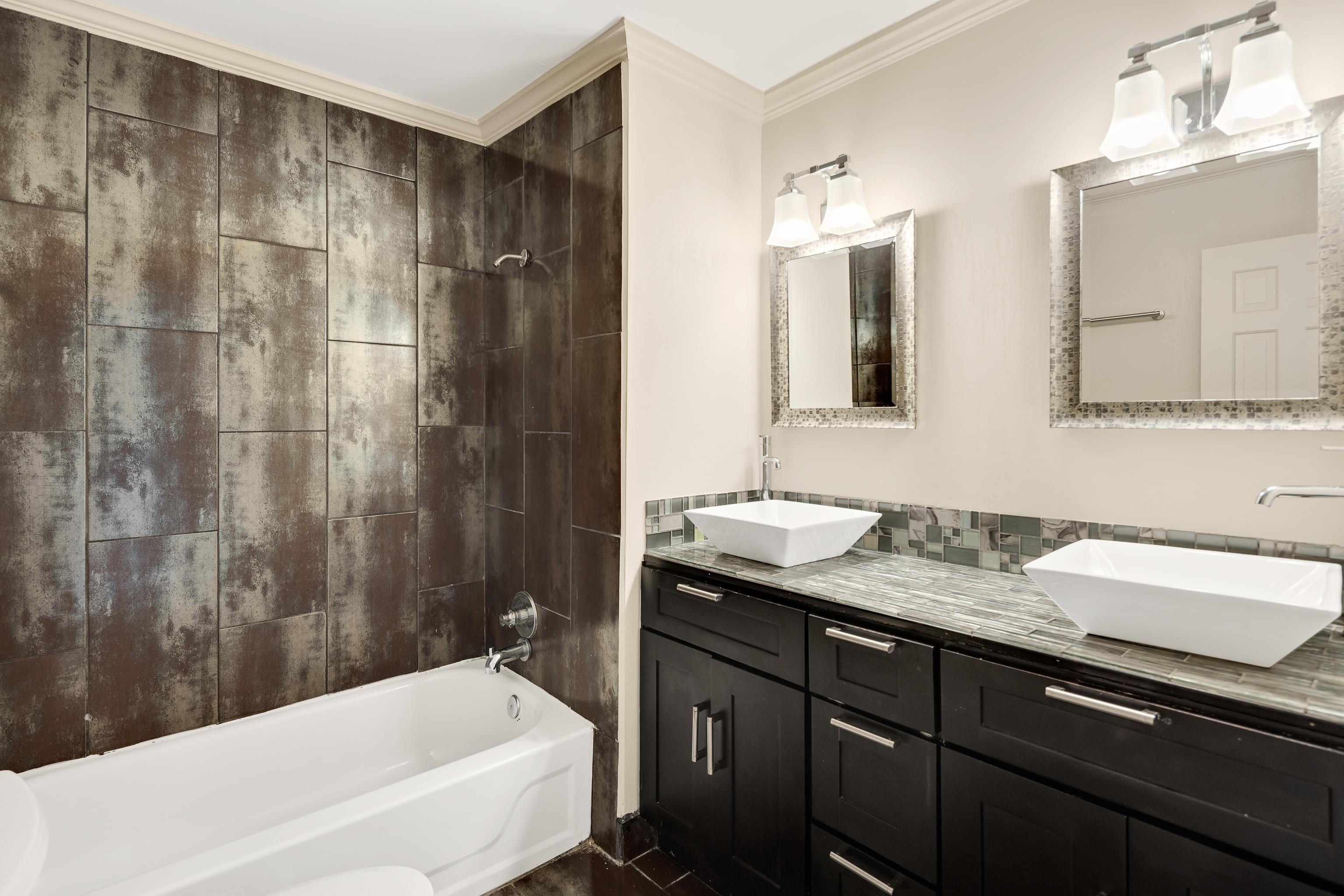 1836 Kimbrough Road Germantown, TN 38138 - Photo 11 of 17 Gallery Image 11