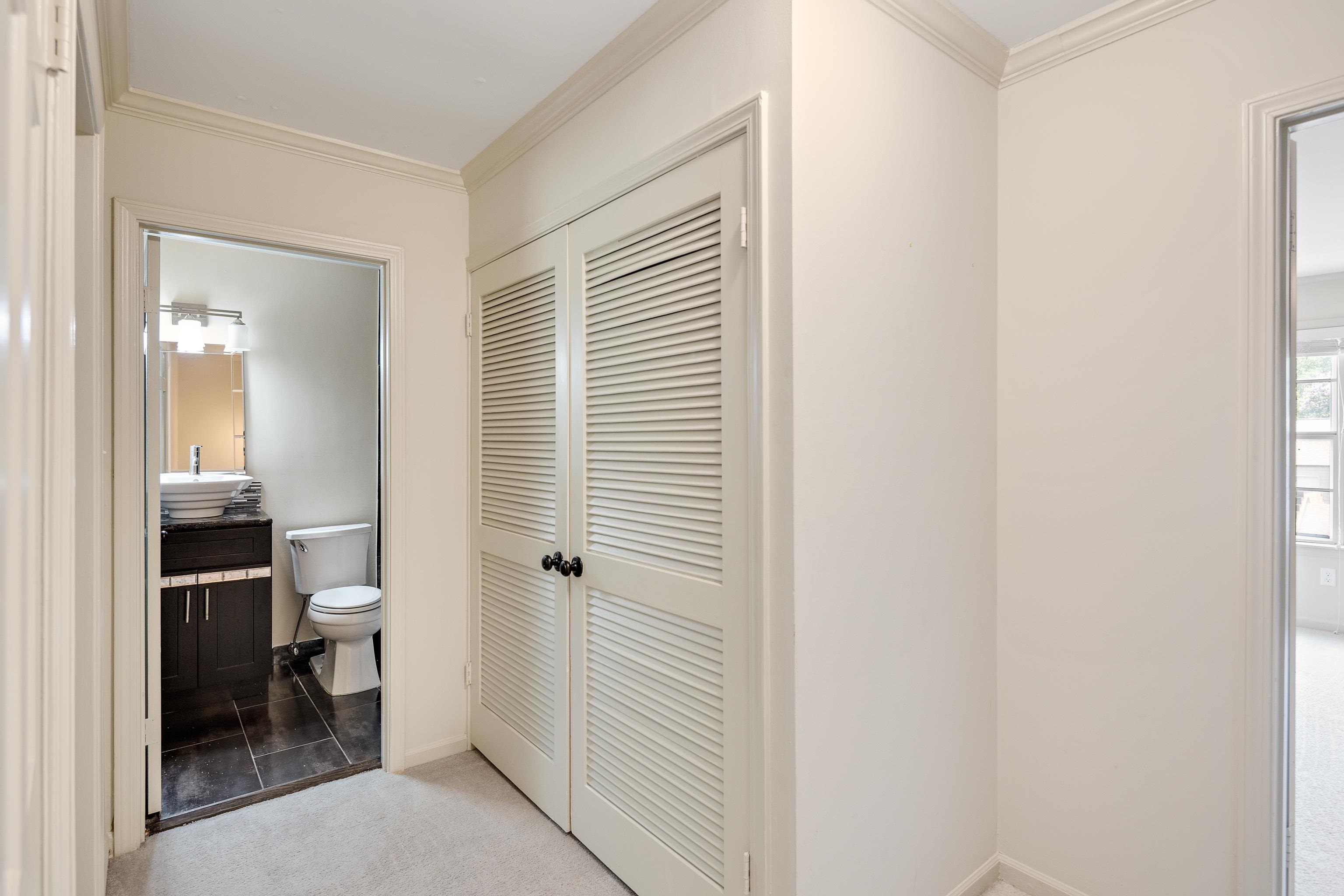 1836 Kimbrough Road Germantown, TN 38138 - Photo 13 of 17 Gallery Image 13