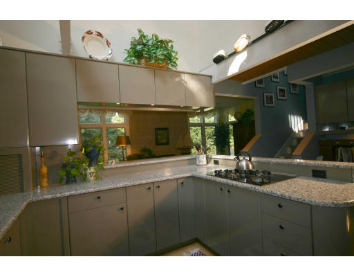 29 Joyce Road Wayland, MA 01778 - Photo 3 of 11 Gallery Image 3