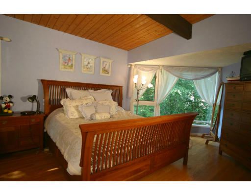 29 Joyce Road Wayland, MA 01778 - Photo 8 of 11 Gallery Image 8