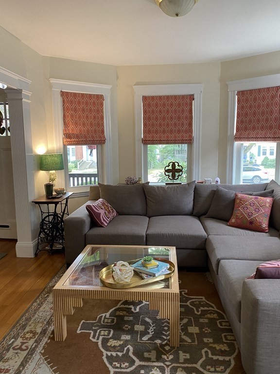 98-100 Payson Road Belmont, MA 02478 - Photo 3 of 28 Gallery Image 3