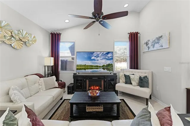 $2,700 | 1112 Narcoossee Del Sol Boulevard, St. Cloud, FL 34771