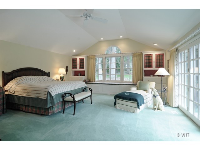 72 Dewey Road Inverness, IL 60067 - Photo 11 of 25